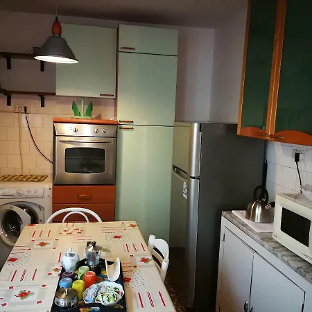 Marty Apartment *